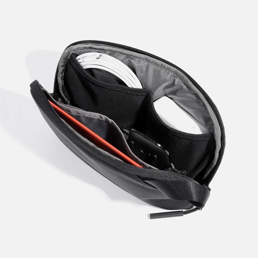 Slim Pouch