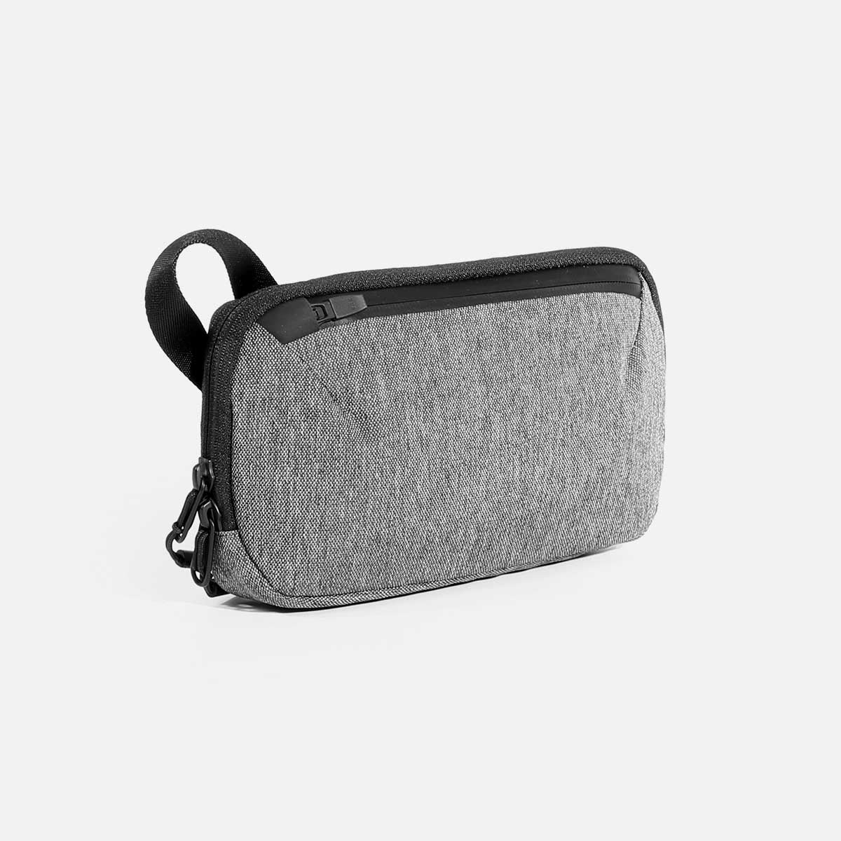 Slim Pouch